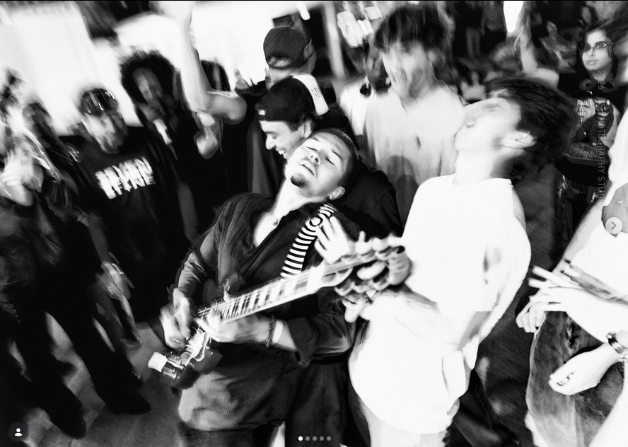 Sevenstone crowd chaos